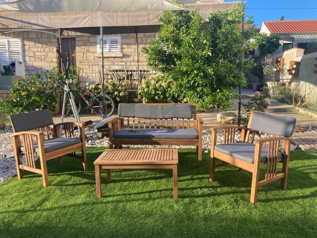 Apartments Bernarda, イェゼラ エクステリア 写真