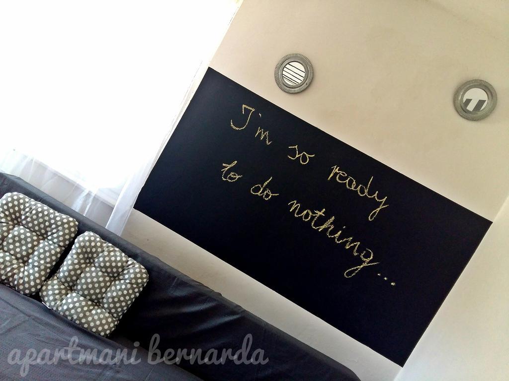 Apartments Bernarda, イェゼラ エクステリア 写真